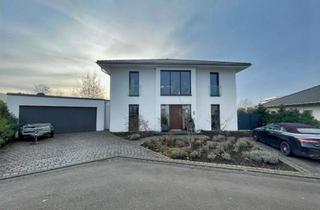 Villa kaufen in 54516 Wittlich, Hochwertige Stadtvilla in gefragter Lage von St. Paul