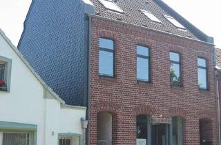 Mehrfamilienhaus kaufen in 41516 Grevenbroich, Mehrfamilienhaus mit 4 Einheiten - in zentraler Lage