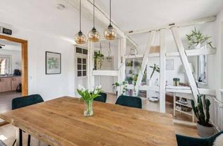 Mehrfamilienhaus kaufen in 72227 Egenhausen, Attraktives Mehrfamilienhaus mit Solaranlage in ruhiger Lage von Egenhausen