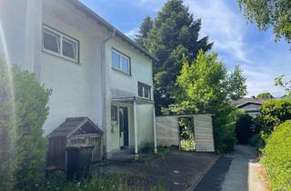 Einfamilienhaus kaufen in 42111 Wuppertal, Familienfreundliches Einfamilienhaus mit ca. 380 m² Gartenfläche und großer Doppelgarage