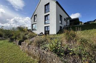 Haus mieten in 66903 Altenkirchen, IK | Altenkirchen: Modernes Split-Level-Einfamilienhaus am Feldrand von Altenkirchen