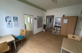 Büro zu mieten in Eisenbahnstraße 12, 67655 Innenstadt, Büro- und Praxisräume im Zentrum von Kaiserslautern