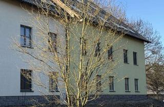 Gewerbeimmobilie kaufen in Niedermülsener Hauptstraße 75, 08132 Mülsen, Modernes Bürogebäude mit zahlreichen Parkplätzen