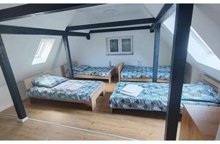 Immobilie mieten in Mauerstrasse, 72762 Reutlingen, 2-Zimmerwohnung mit Wlan, TV, Küche, Dusche/WC, Waschmaschine