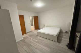 Immobilie mieten in 21509 Glinde, Möbliertes Zimmer mit eigenem Wannenbad