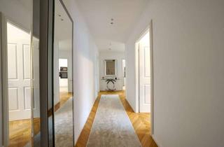 Wohnung kaufen in 13595 Spandau, Lichtdurchflutete 2 Zimmer Wohnung mit Westbalkon in gepflegter Wohnanlage