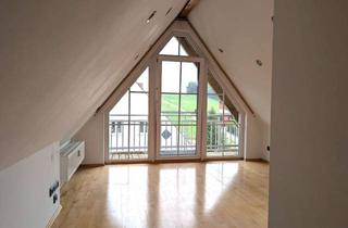 Wohnung kaufen in 84405 Dorfen, Großzügige 6-Zimmer-Maisonette mit Garten und Pool - Wohnen auf zwei Etagen wie im eigenen Haus