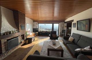 Wohnung kaufen in 54317 Gusterath, großzügige 4-Zimmer Dachgeschosswohnung mit unverbaubarem Fernblick, Balkon und Stellplatz