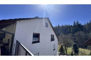 Wohnung kaufen in Hirschweg 10, 76359 Marxzell, 4-Zimmer Wohnung mit Garage und Balkon in Marxzell