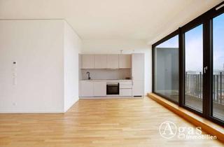 Wohnung mieten in Zimmerstraße 94, 10117 Mitte, Spektakuläre 3 Zimmer DG-Wohnung mit ca. 88m², EBK, Fußbodenheizung und Balkon in Mitte!