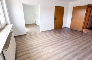 Wohnung mieten in Flechsigweg 12, 09376 Oelsnitz, Moderne seniorengerechte Wohnung mit Balkon