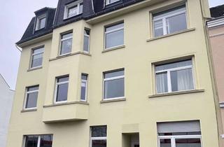 Wohnung mieten in 40724 Hilden, 2 Zimmer-Altbau-Wohnung ohne Balkon im 1. OG eines 8 Familienhauses