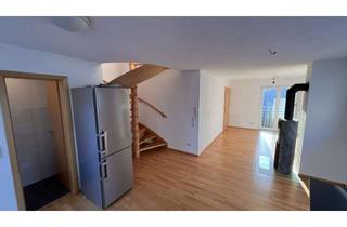 Wohnung mieten in 88400 Biberach, Stilvolle 3,5 Zimmer Maisonette-Wohnung mit 2 Balkone im Stadtzentrum Biberach