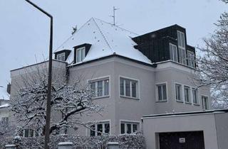 Wohnung mieten in Uhlandstraße, 93049 Westenviertel, Helle 2-Zimmer Dachgeschosswohnung im 2. OG in Regensburg-Westenviertel