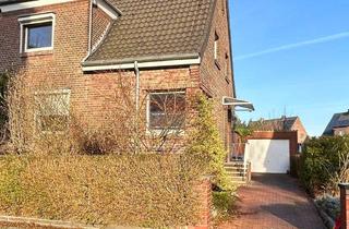 Doppelhaushälfte kaufen in 46485 Wesel, Solide Doppelhaushälfte mit großem Garten und viel Potenzial in Wesel