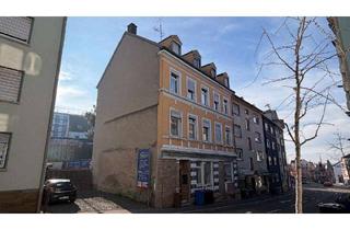 Haus kaufen in 66953 Pirmasens, +++Im Stadtzentrum: Gepflegtes 3-Familienhaus mit Südbalkonen und Garten+++