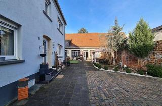 Einfamilienhaus kaufen in 67677 Enkenbach-Alsenborn, Enkenbach - Einfamilienhaus mit großer Scheune und 4 Stellplätzen