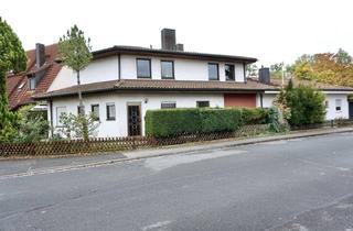 Wohnung kaufen in 91056 Erlangen, Charmante Wohnung mit Garten in Alterlangen - Renovierungsprojekt mit Potenzial!