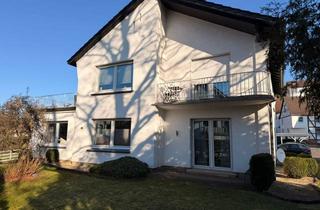 Haus kaufen in 59846 Sundern, Lage, Lage, Lage!!! Gepflegtes Zweifamilienhaus mit Wintergarten, Terrasse und vermieteter Einheit