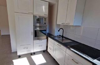 Wohnung kaufen in 51103 Köln, Köln - Helle 3-Zimmer Wohnung mit Balkon und Aufzug in Köln