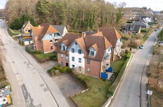 Wohnung kaufen in Lütjenburger Straße, 23714 Malente, 2-Zimmer-Dachgeschoss-Eigentumswohnung im Kurort Bad Malente-Gremsmühlen