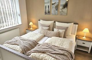 Wohnung kaufen in Am Waldwinkel 6 a, 18556 Breege, Mit Meerblick: Bezaubernde Ferienwohnung an Rügens Traumstrand in Juliusruh