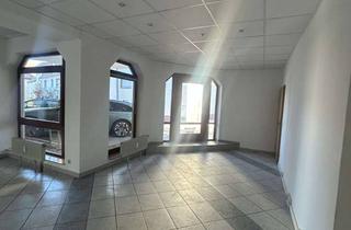 Wohnung kaufen in 71277 Rutesheim, 3-Zimmer Ladenlokal in Rutesheim mit Garage und Stellplätzen