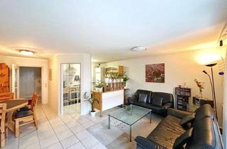 Wohnung kaufen in 76571 Gaggenau, Gemütliche 2-Zimmer-Wohnung mit Balkon, Gartenanteil und zwei Stellplätzen!