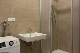 Wohnung mieten in Lynarstraße 25, 13585 Berlin, Studio Apartment im Dachgeschoss ohne Aufzug / Spandau