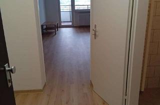 Wohnung mieten in Brunecker Straße, 64521 Groß-Gerau, Moderne 1-Zimmer Wohnung im 5. OG mit Balkon und EBK in Groß-Gerau