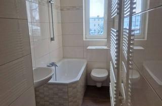 Wohnung mieten in Dr.-M.-Luther-Straße, 39218 Schönebeck, Wohlfühlen leicht gemacht – stilvolle 3-Raum-Wohnung