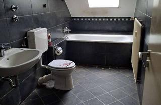 Wohnung mieten in Heinrichsallee, 52249 Eschweiler, Eschweiler,Heinrichsalle,helle,ruhige 3 ZKDB,81qm, 648,00 € zzgl. NK