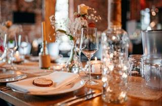 Gastronomiebetrieb mieten in 85435 Erding, PINNA REAL ESTATE: Rustikales Restaurant mit schöner Außenterrasse