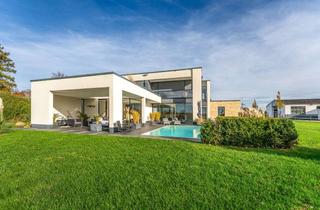 Haus kaufen in 59469 Ense, Luxus-Anwesen mit Pool, Gästehaus & privater Reitanlage auf 17.300 m²