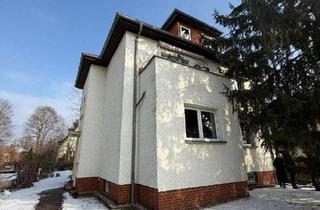 Mehrfamilienhaus kaufen in 10318 Karlshorst, Sehr gepflegtes, vermietetes Zweifamilienhaus aus den 30er Jahren im Villenbezirk Karlshorst