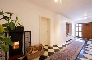 Haus kaufen in 33014 Bad Driburg, Vielseitig nutzbares Traumhaus mit fünf Schlafzimmern, Kamin & Photovoltaikanlage