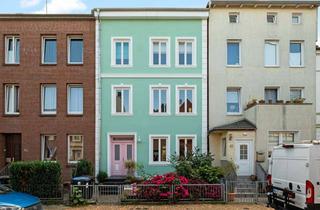 Haus kaufen in 23554 St. Lorenz Nord, Liebevoll saniertes Stadthaus – ideal zum Wohnen und Arbeiten in zentraler Lübecker Lage