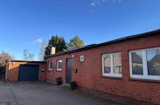 Haus kaufen in Ulzburger Landstraße 408, 25451 Quickborn, Grundstück in Quickborn-Heide mit Bestand und Baugenehmigung zur Aufstockung in 2. Reihe