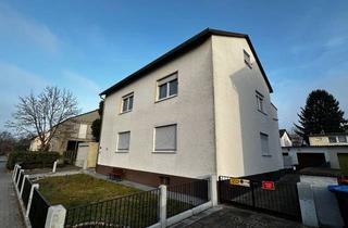 Haus kaufen in 76187 Nordweststadt, Ungeschliffener Rohdiamant - 2-Familien-Haus, tolles Grundstück, 2 Garagen, unvermietet!