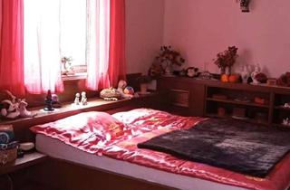 Haus kaufen in 56269 Marienhausen, Sanierungsbedürftige ehemalige Gaststätte mit großzügiger Wohnfläche und großem Grundstück