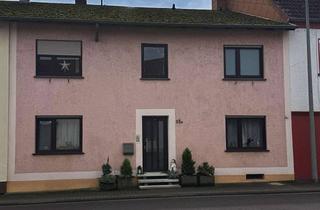 Einfamilienhaus kaufen in 66453 Gersheim, Großzügiges Einfamilienhaus mit zwei Wohneinheiten und traumhaftem Garten in Reinheim