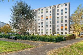 Haus kaufen in 40225 Bilk, 2 Wohnungen zusammegelegt 128 qm+ Balkon+ TG Stellplatz+EG