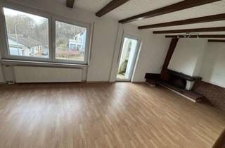 Haus mieten in 66978 Clausen, Neu renoviertes Reihenhaus mit 6 Zimmern und Garage in Clausen