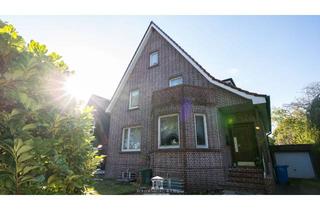 Anlageobjekt in 27474 Cuxhaven, Sanierungsbedürftiges Wohn- und Geschäftshaus mit großem Grundstück in Cuxhaven