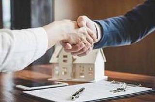 Grundstück zu kaufen in 85435 Erding, Baugrundstück mit eigener Privatzufahrt in Erding Stadt