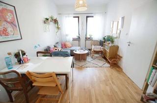 Wohnung kaufen in Peter-Henlein-Straße 90, 90459 Galgenhof, Modernisierte 3 Zimmer-Wohnung im charmanten Altbau einer urbanen ruhigen Wohnlage nähe Hauptbahnhof