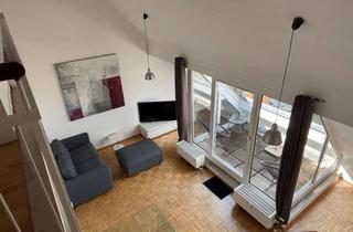 Wohnung kaufen in Steinkribbenstraße, 40597 Benrath, Offene und helle Dachgeschoss-Maisonette-Wohnung mit viel Charme in Rheinnähe-Provisionsfrei