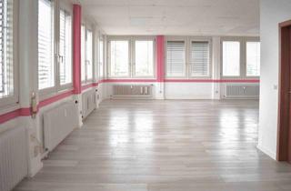 Wohnung kaufen in 69214 Eppelheim, Büro o. Praxis 83 m² 2. OG Aufzug ideal für Beratung Behandlung mit Umkleiden Erbpacht - keine Wfl.