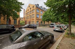 Loft kaufen in Komponistenviertel, 13088 Weißensee, Fabrik-Loft im DG mit Galerie - 4,5m Raumhöhe - Parkett, Einbauküche, Designer Wannen-Bad