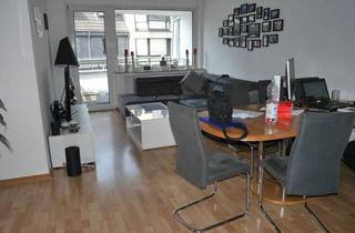 Wohnung mieten in 51427 Bergisch Gladbach, Refrath Zentrum: 3 Zimmer Wohnung mit Balkon, Fensterbad und Einbauküche